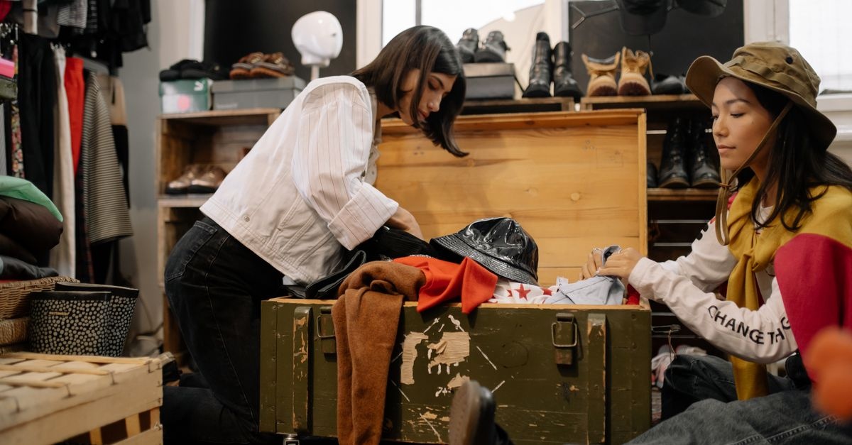 Second-hand online bez wpadek: jak upolować perełki, oszczędzić i kupować świadomie