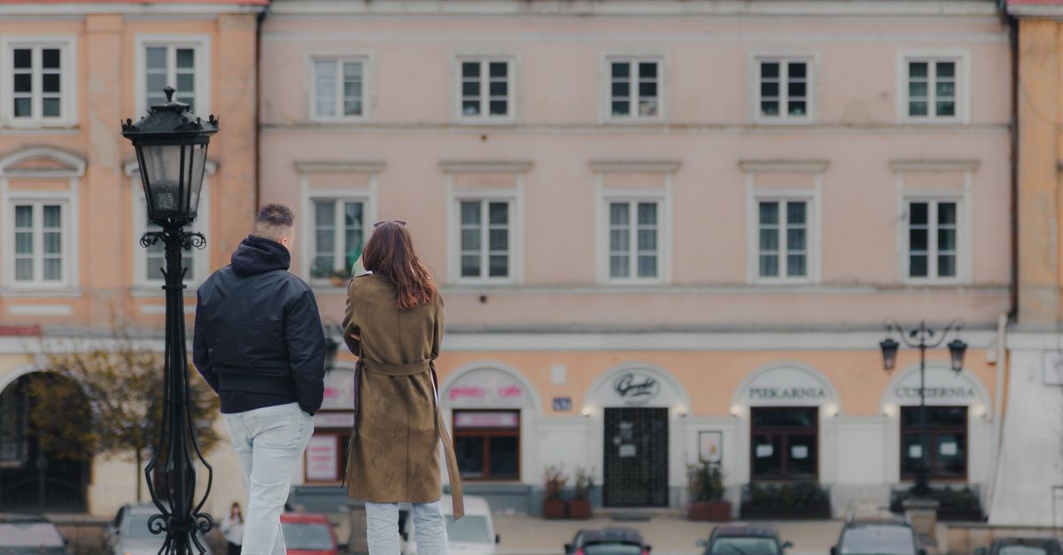Zaangażowanie bez nacisku: jak rozmawiać o przyszłości związku z lekkością i szacunkiem